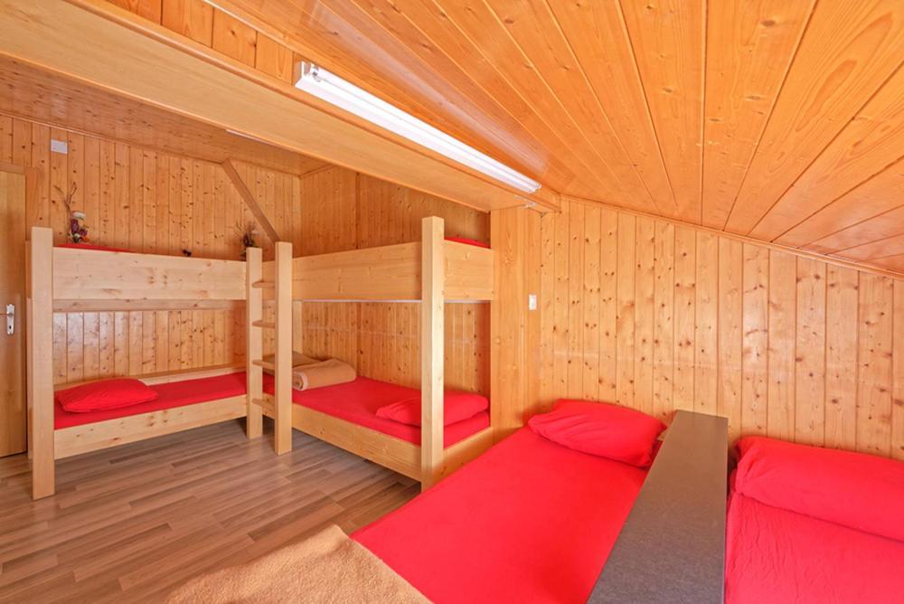 Petit Velan - Coworking & Coliving Vandrehjem Bourg-Saint-Pierre Eksteriør billede